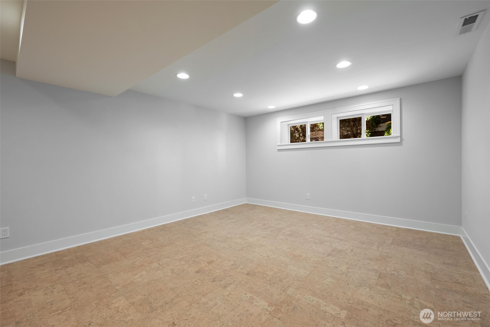 2910 9th Avenue Property Photo 32