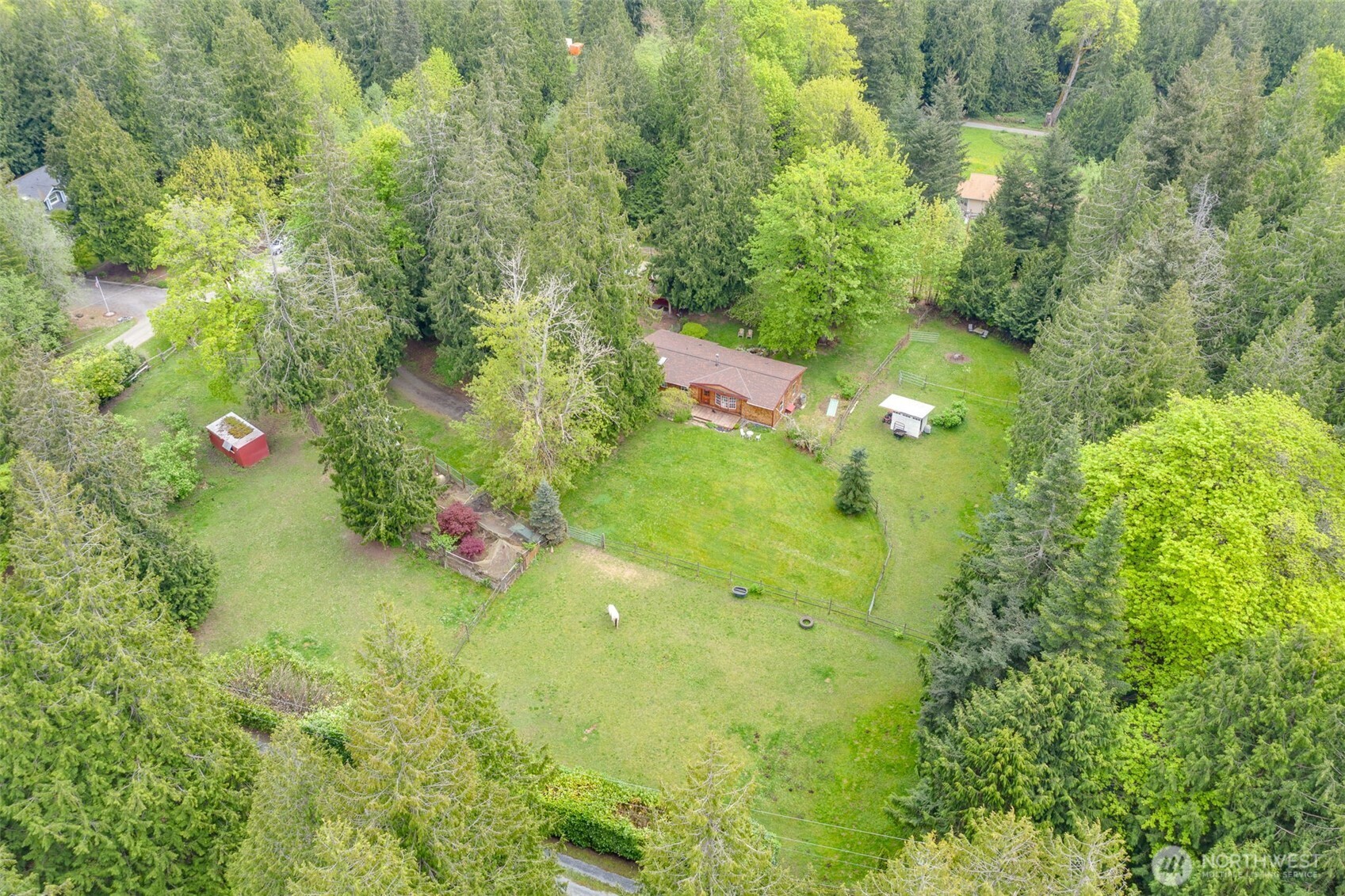 472 Iris Lane Property Photo 1