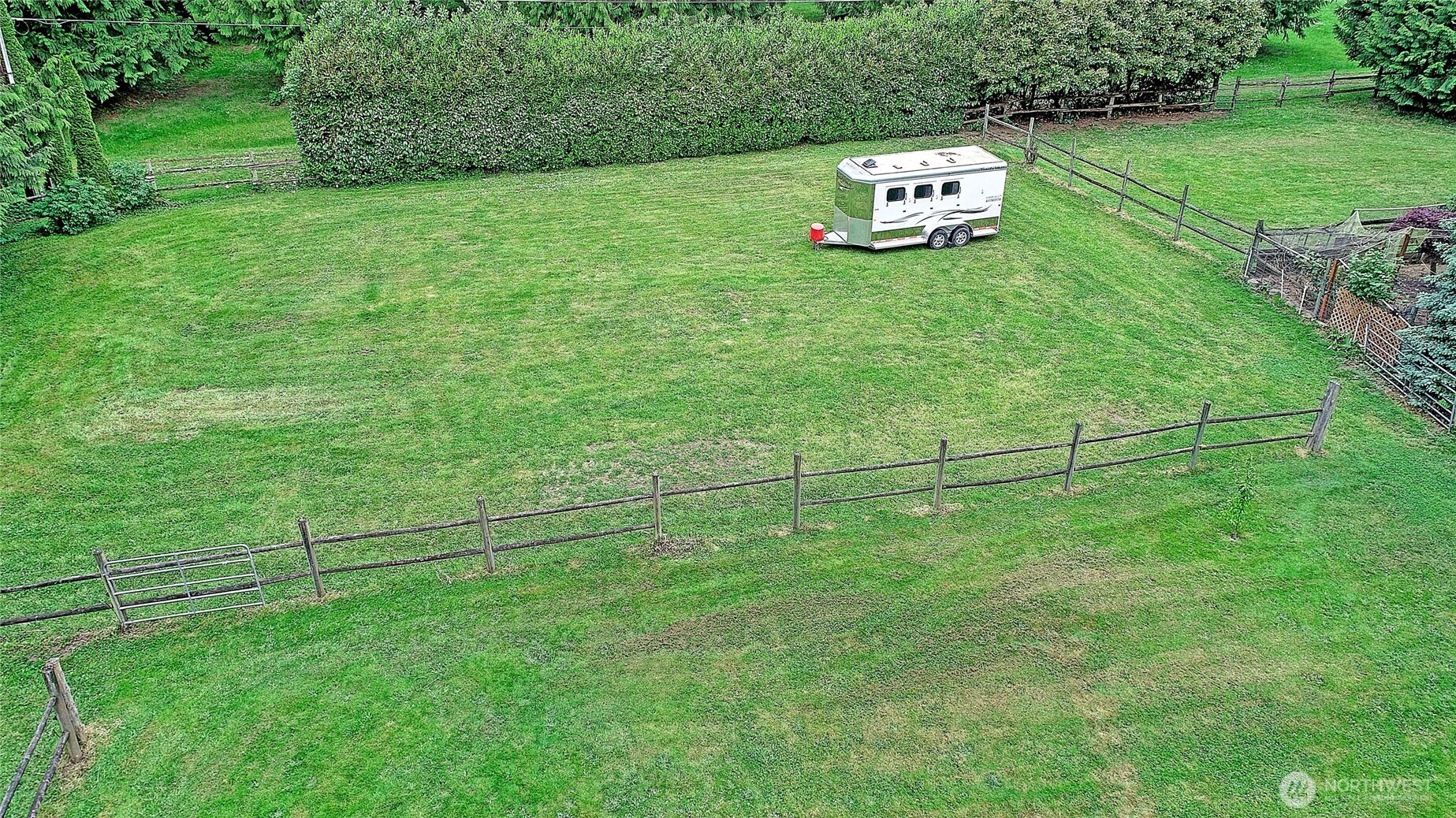 472 Iris Lane Property Photo 24