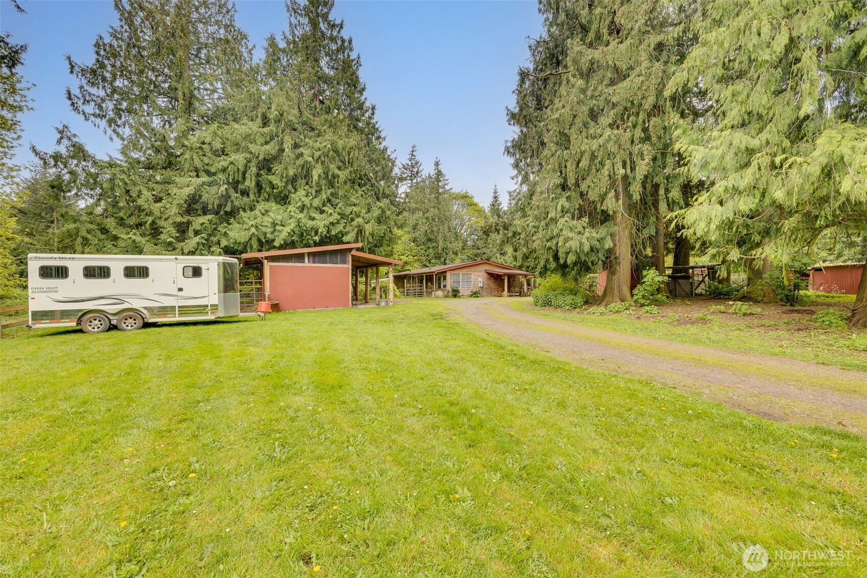 472 Iris Lane Property Photo 28