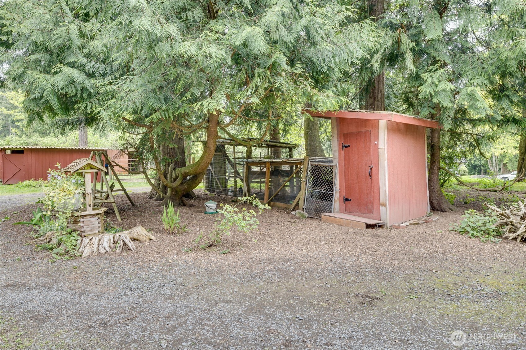 472 Iris Lane Property Photo 31