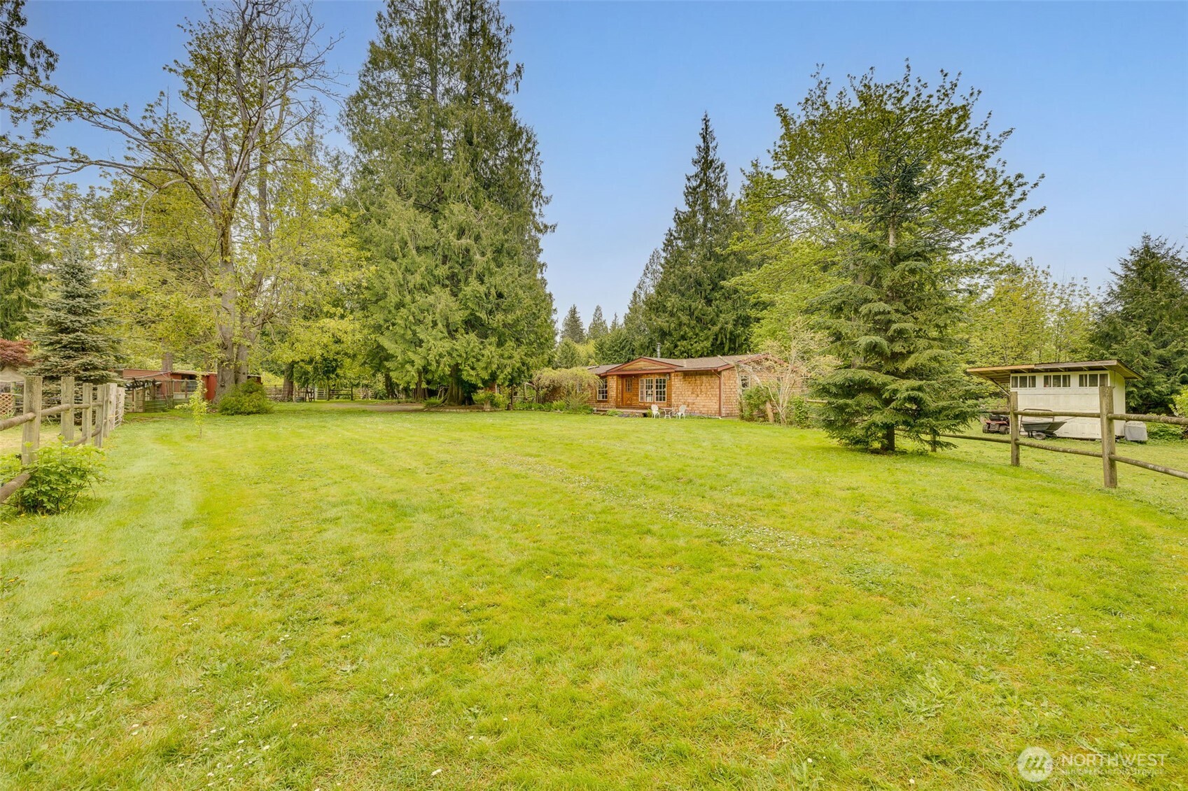 472 Iris Lane Property Photo 38