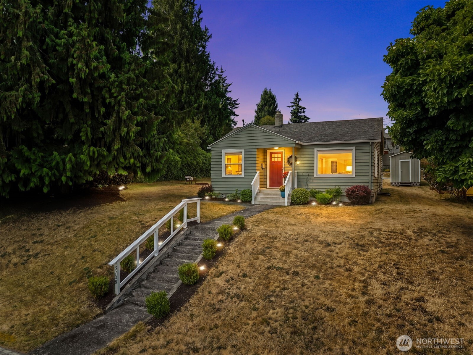 3708 Oakes Avenue Property Photo 1