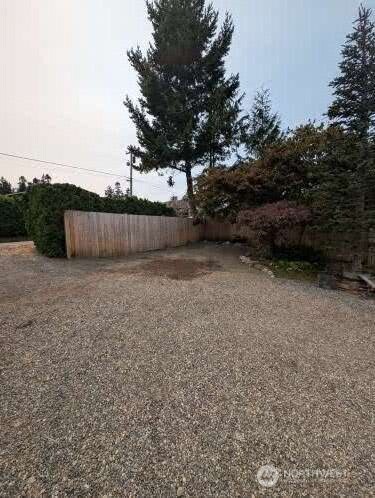 6883 Holeman Avenue Property Photo 3