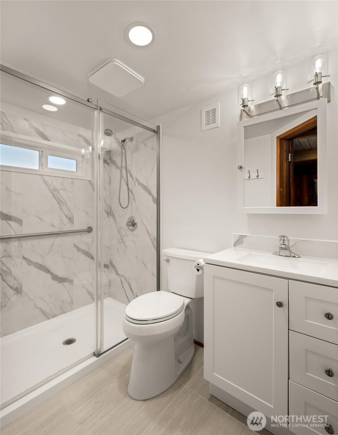 6883 Holeman Avenue Property Photo 28