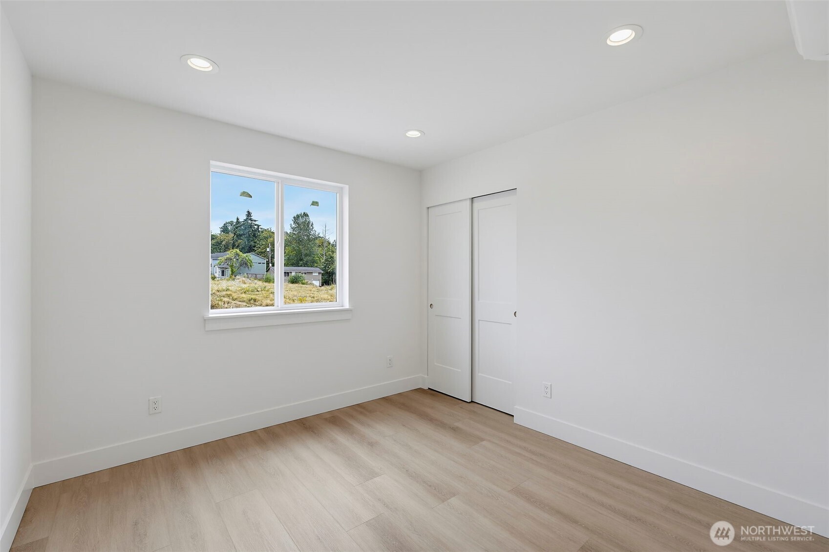3702 E R St Property Photo 26
