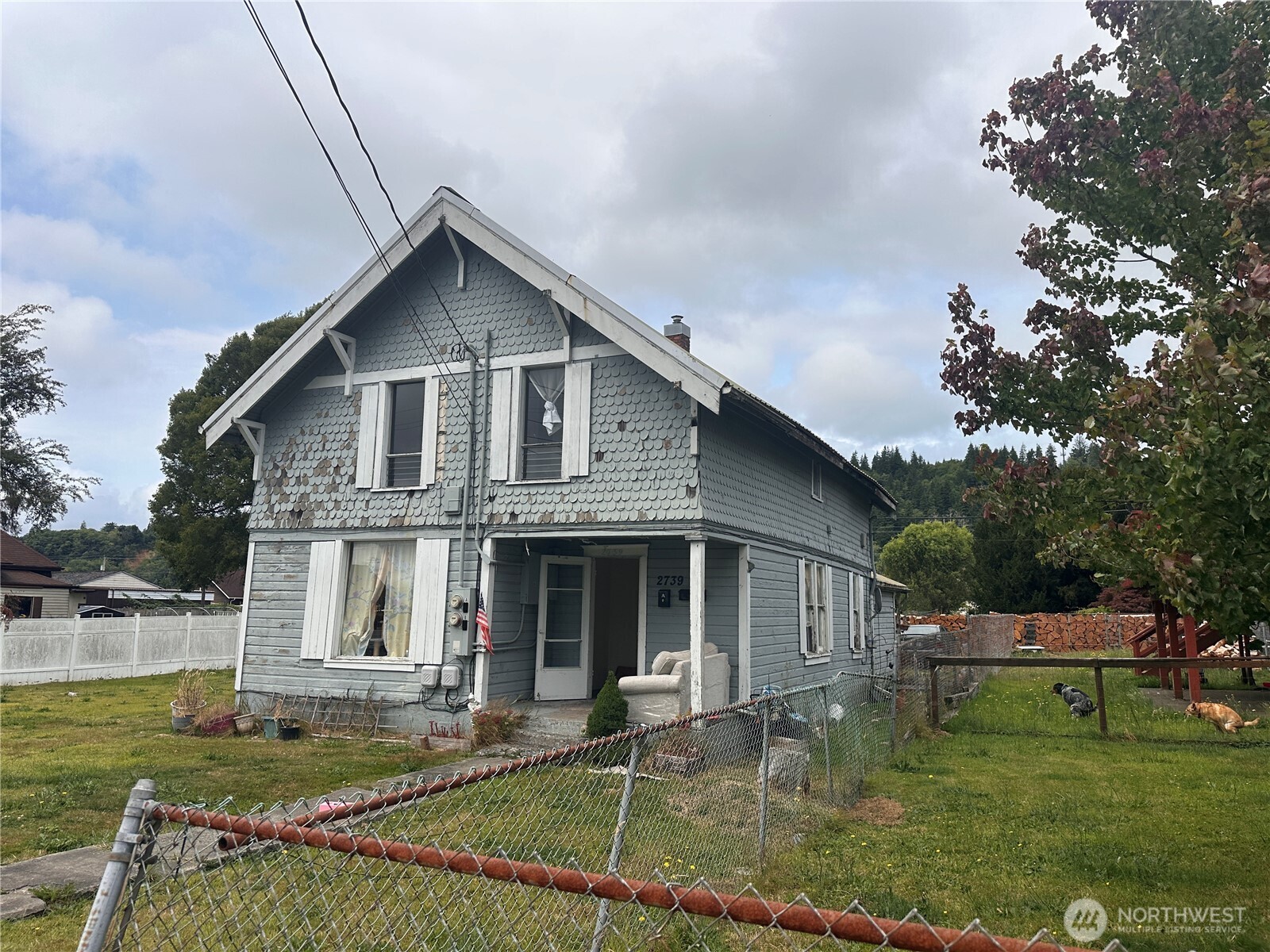 2739 Pacific Avenue Property Photo 2