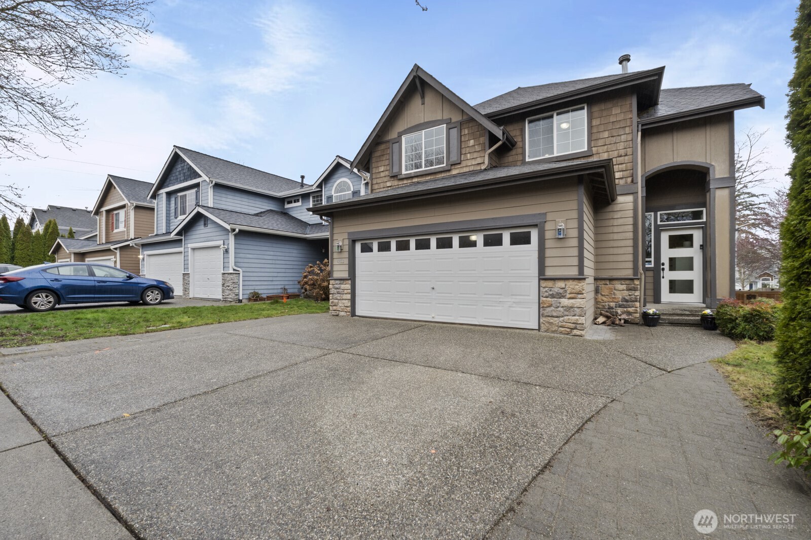 4233 154th Place Property Photo 1