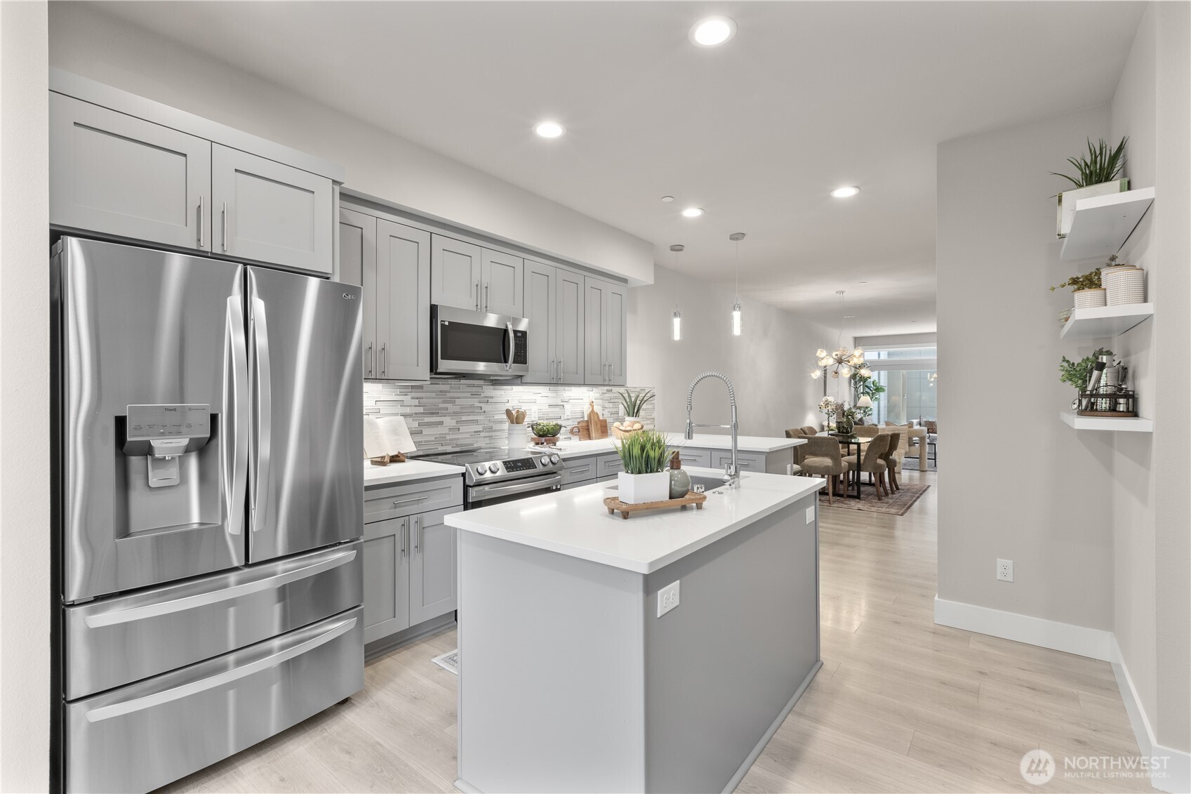 5020 148th Street E3 Property Photo 4