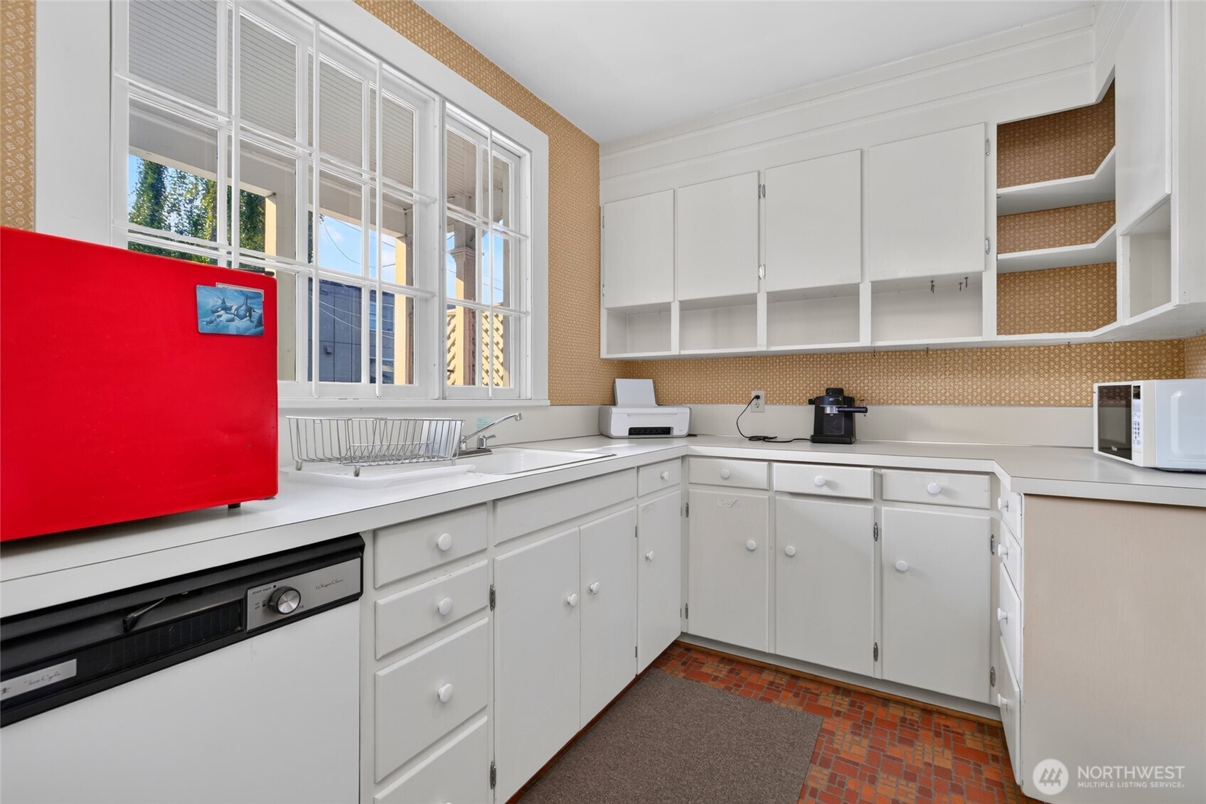 115 3rd Avenue Property Photo 26