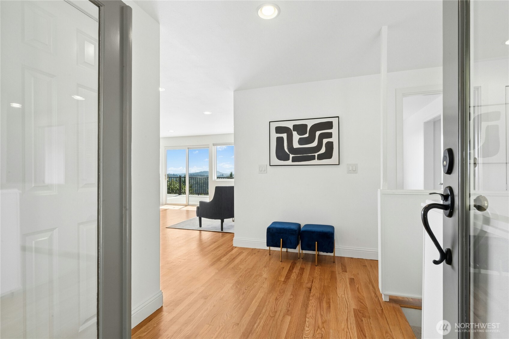 12213 206th Place Property Photo 6