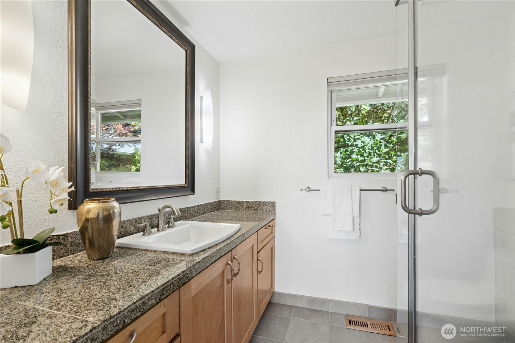 12213 206th Place Property Photo 18