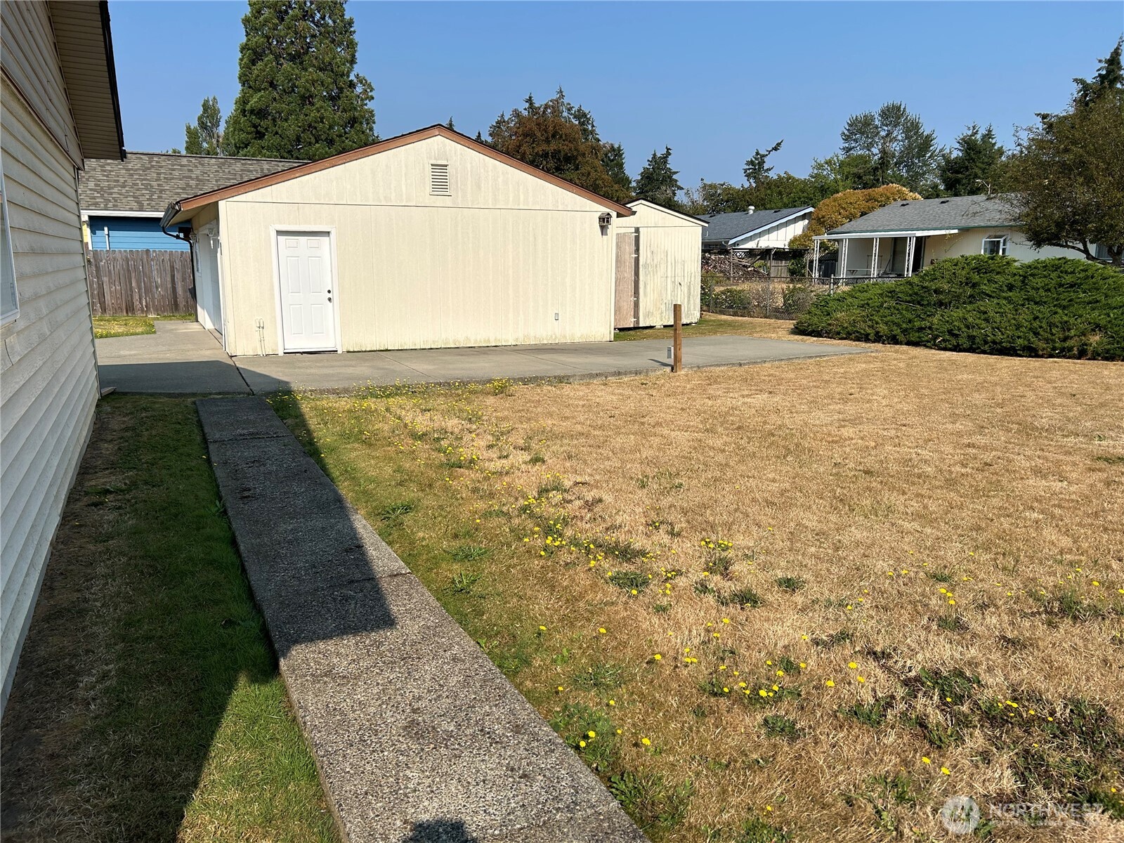 603 Gove Property Photo 9
