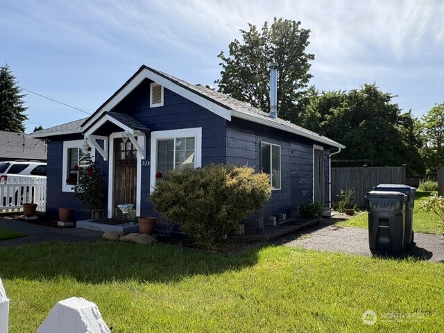 535 N 11th Property Photo 1
