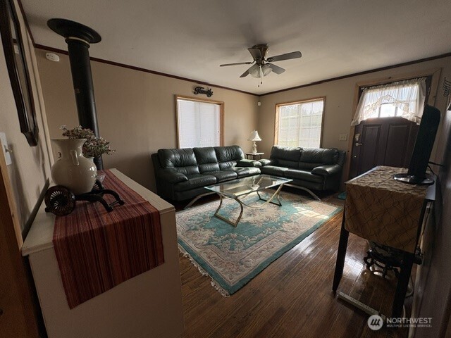 535 N 11th Property Photo 6