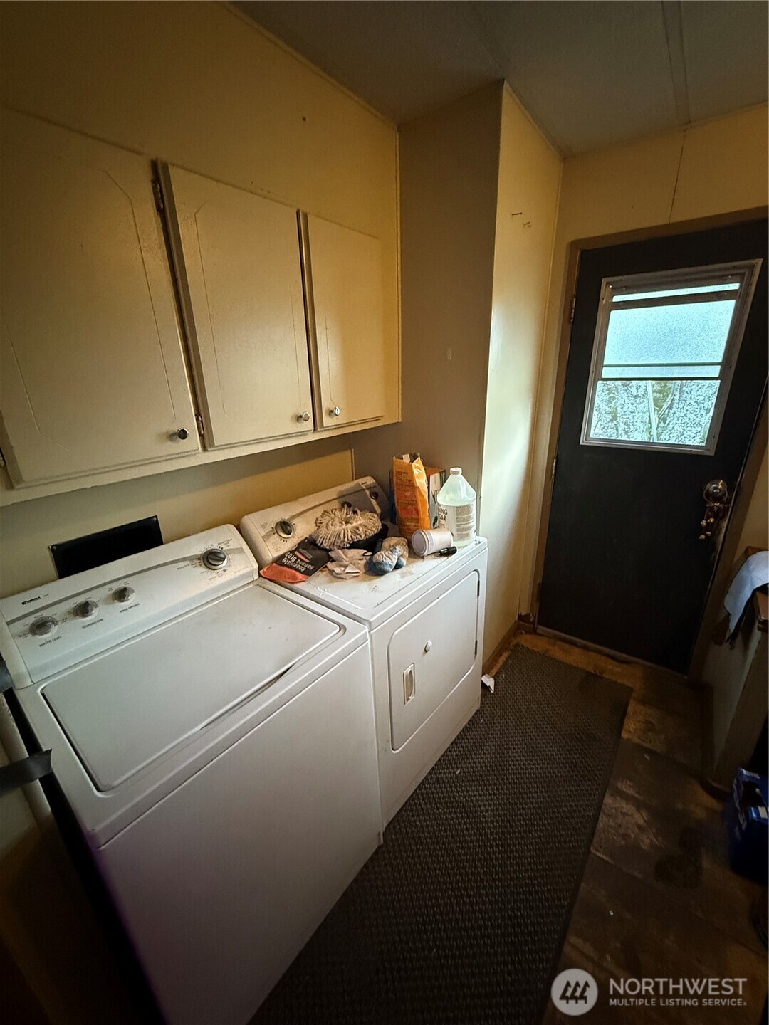 237 Collins Road Property Photo 14