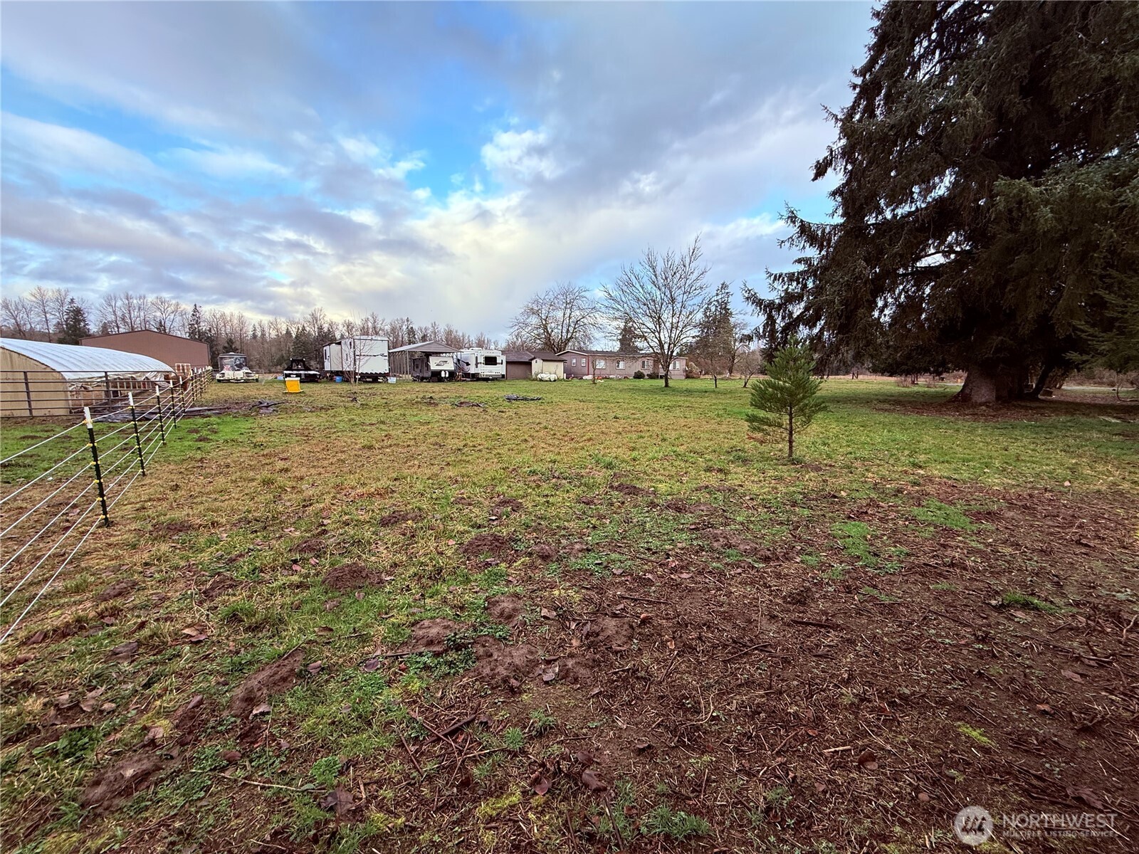 237 Collins Road Property Photo 22