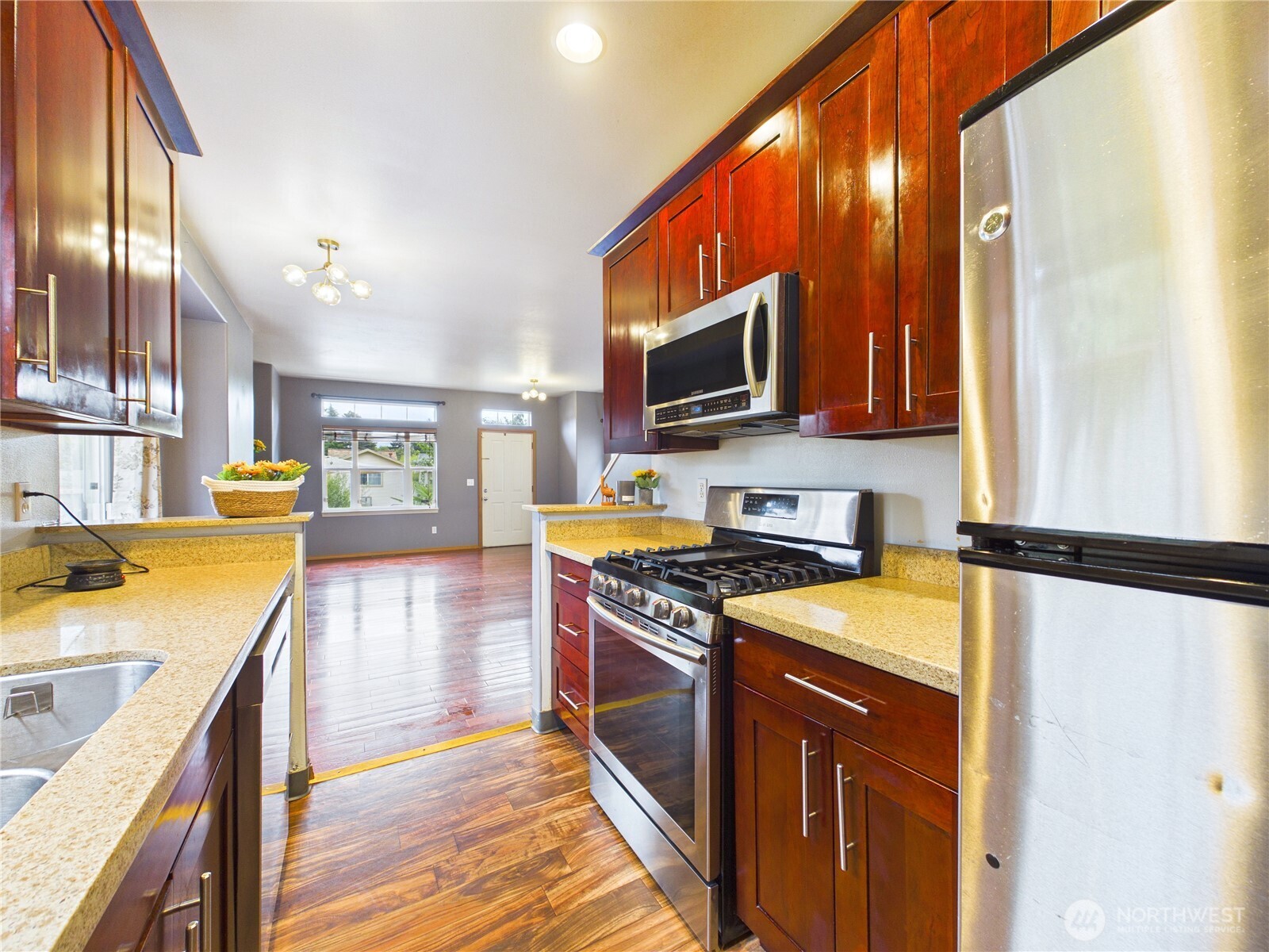 1108 S 207th Street Property Photo 13