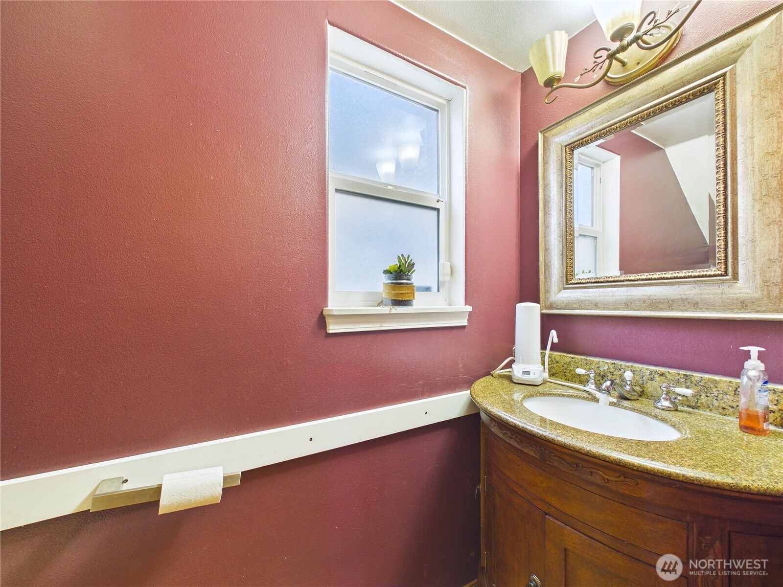 1108 S 207th Street Property Photo 15