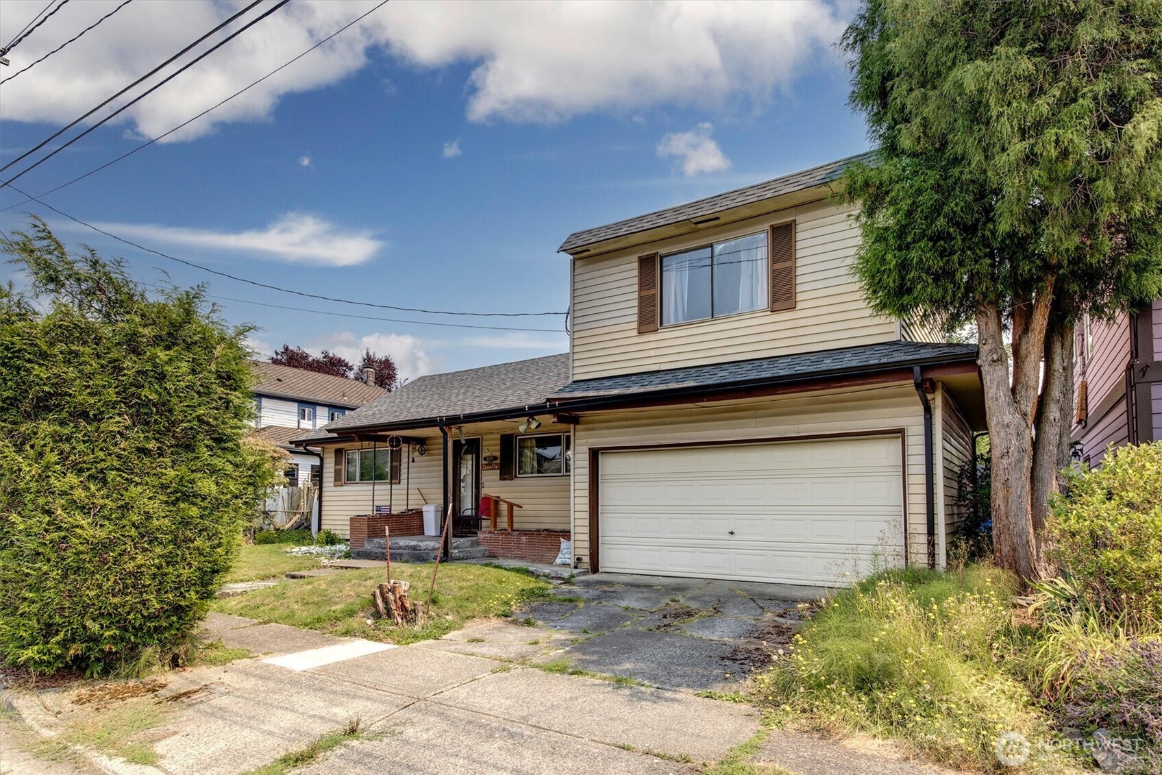 8090 Silva Ave Se Property Photo 3