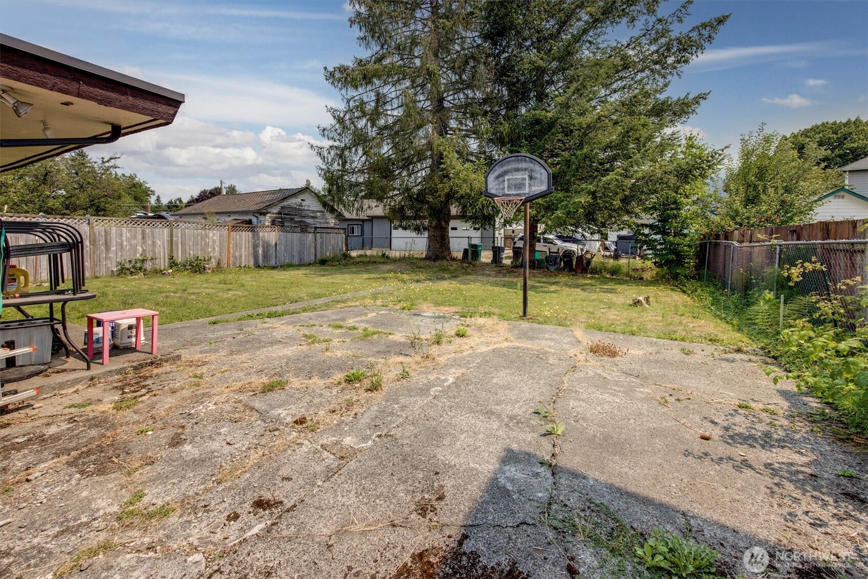 8090 Silva Ave Se Property Photo 24