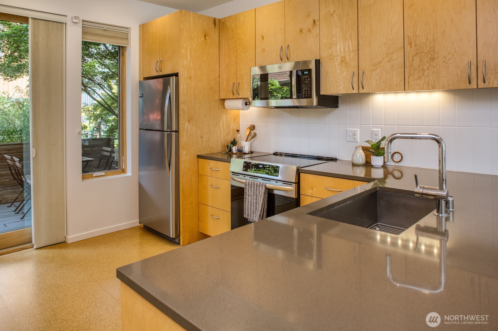 449 Sprout Path Property Photo 6