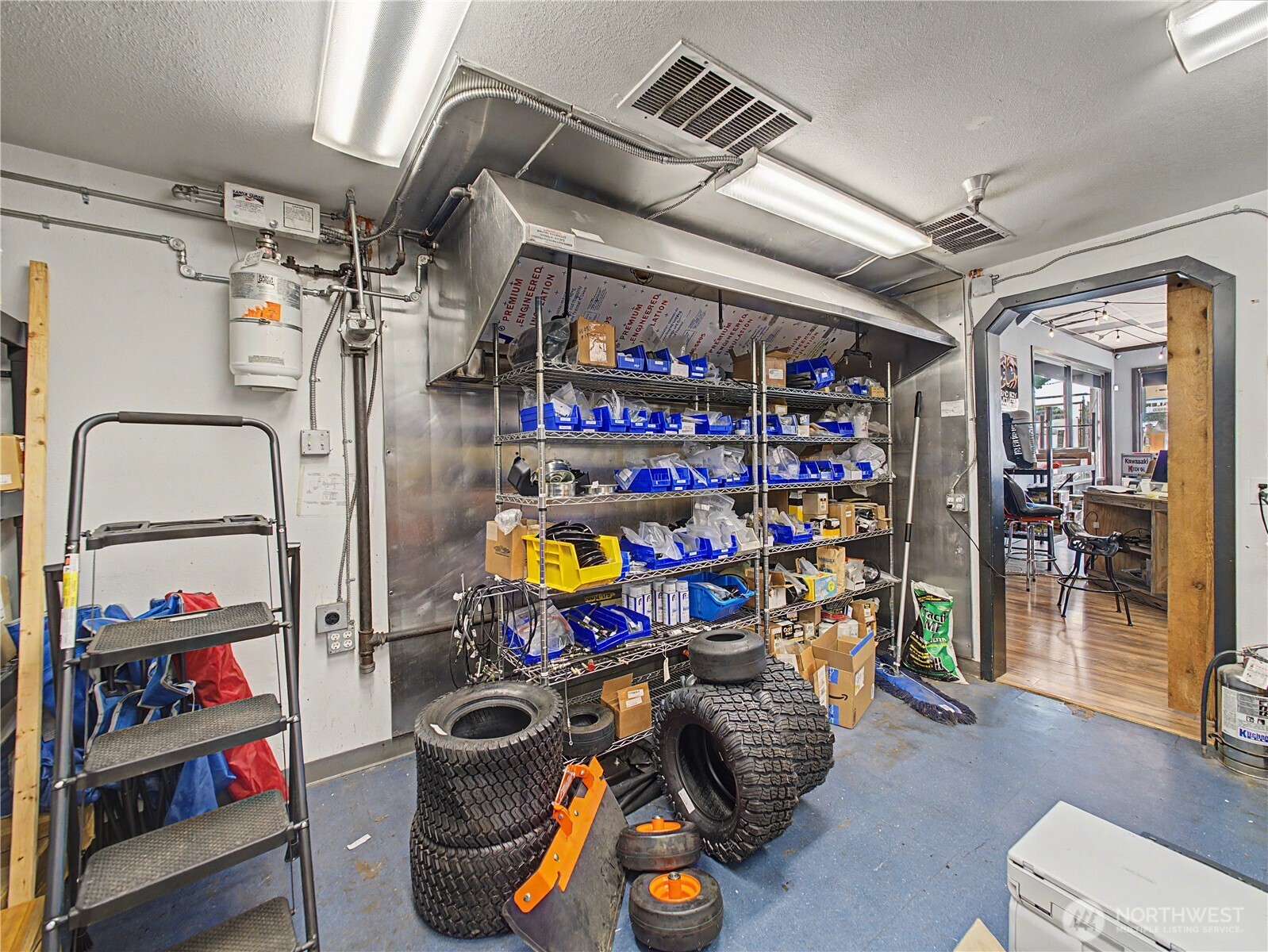 1343 Cole Street Property Photo 15