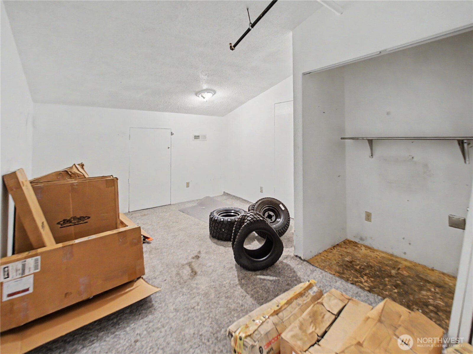 1343 Cole Street Property Photo 29