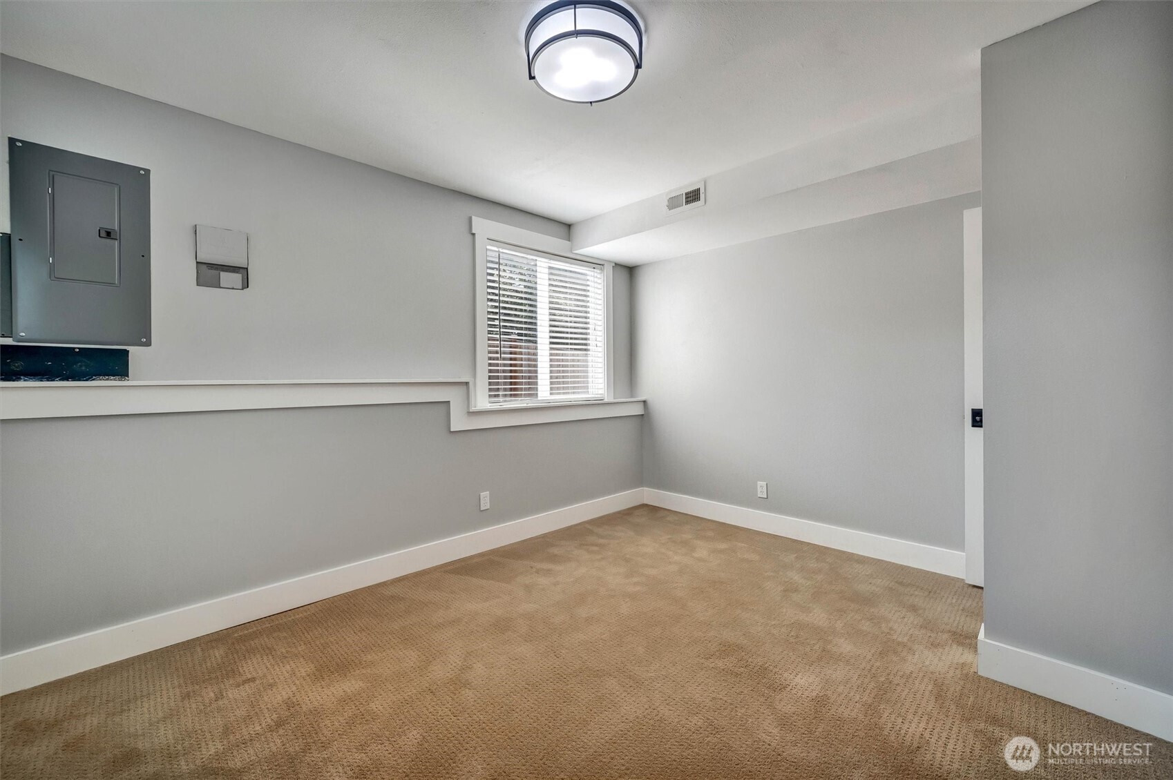 16038 68th Avenue Property Photo 32