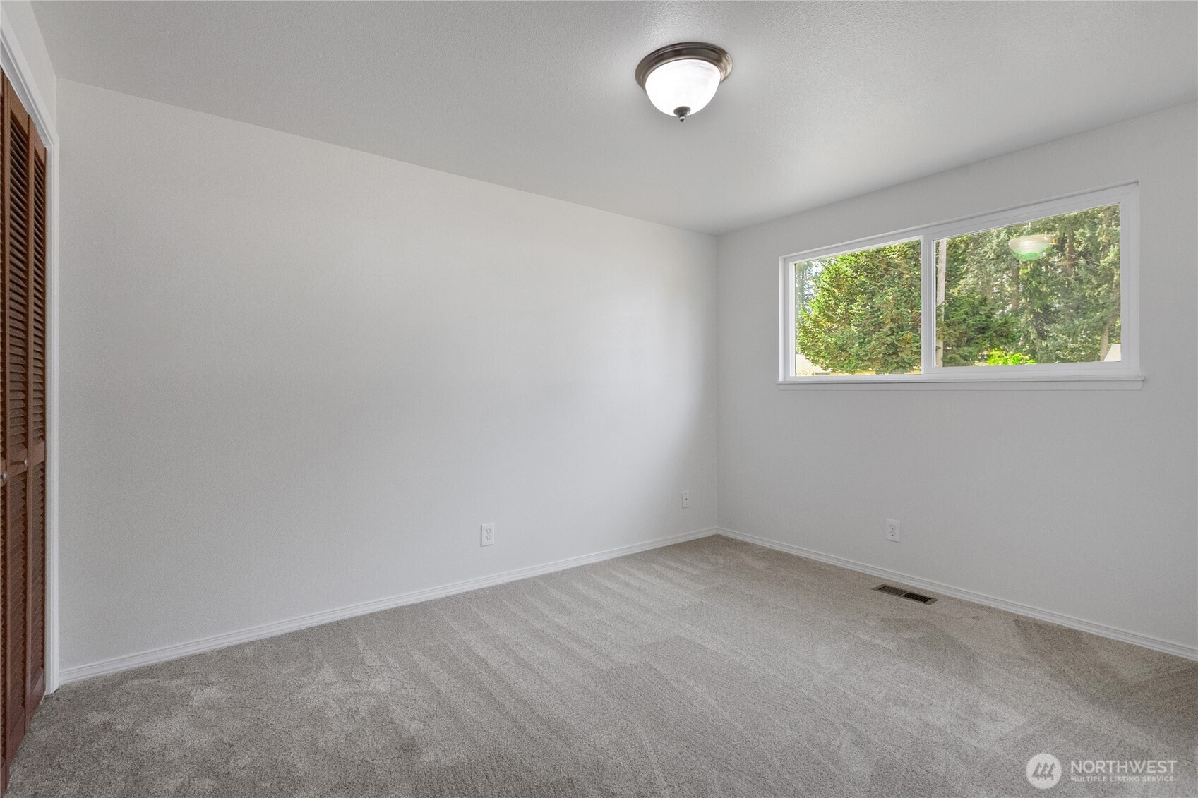 14511 25th Ave Ct E Property Photo 14