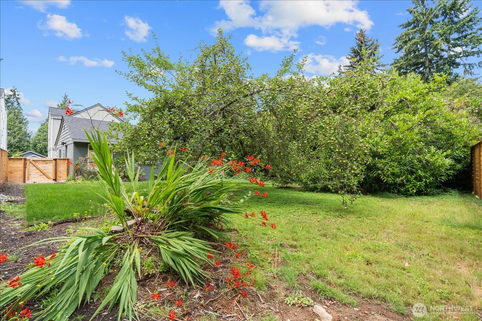 10328 Ashworth Avenue Property Photo 14