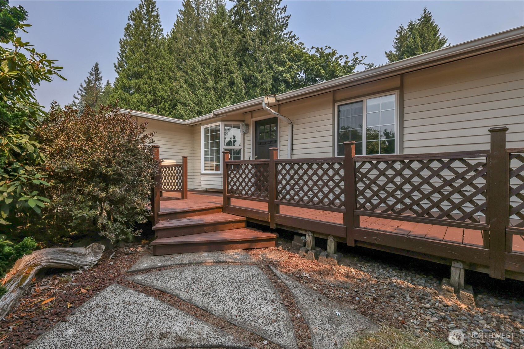 25404 150th Place Property Photo 3