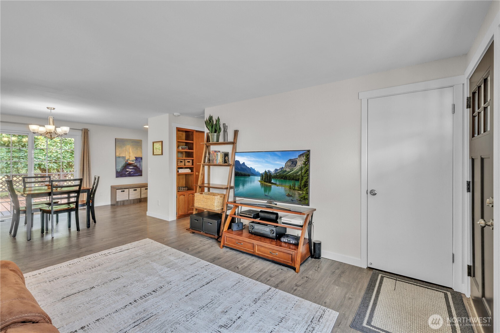 25404 150th Place Property Photo 5