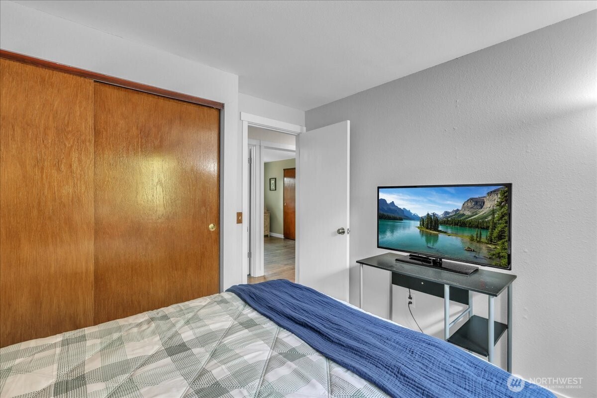 25404 150th Place Property Photo 20