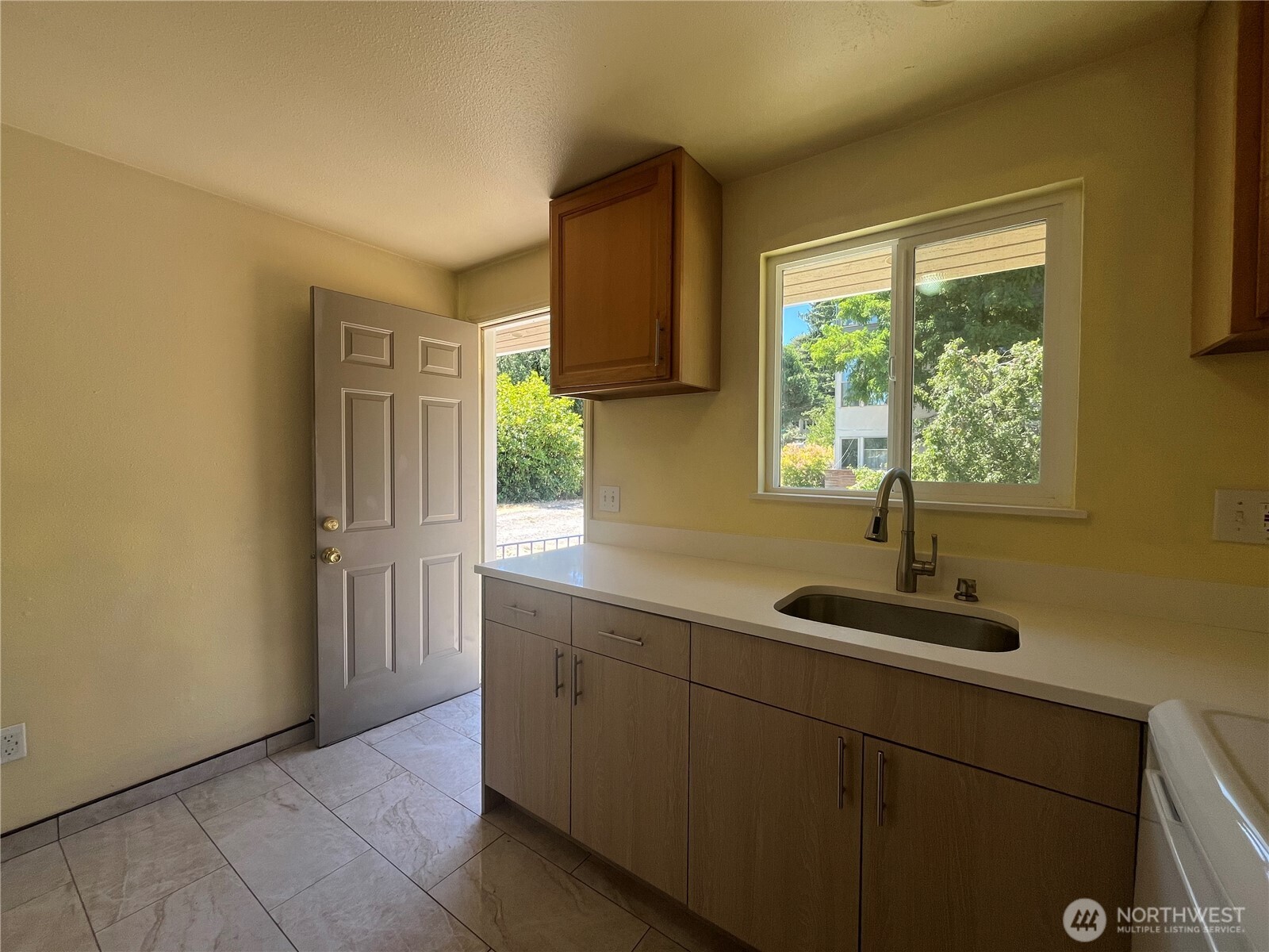 1773 19th Avenue Property Photo 12