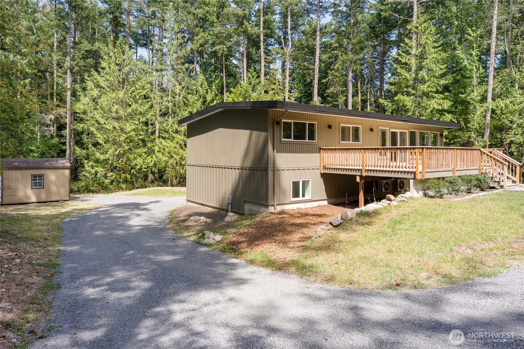 610 Pavey Boulevard Property Photo 11