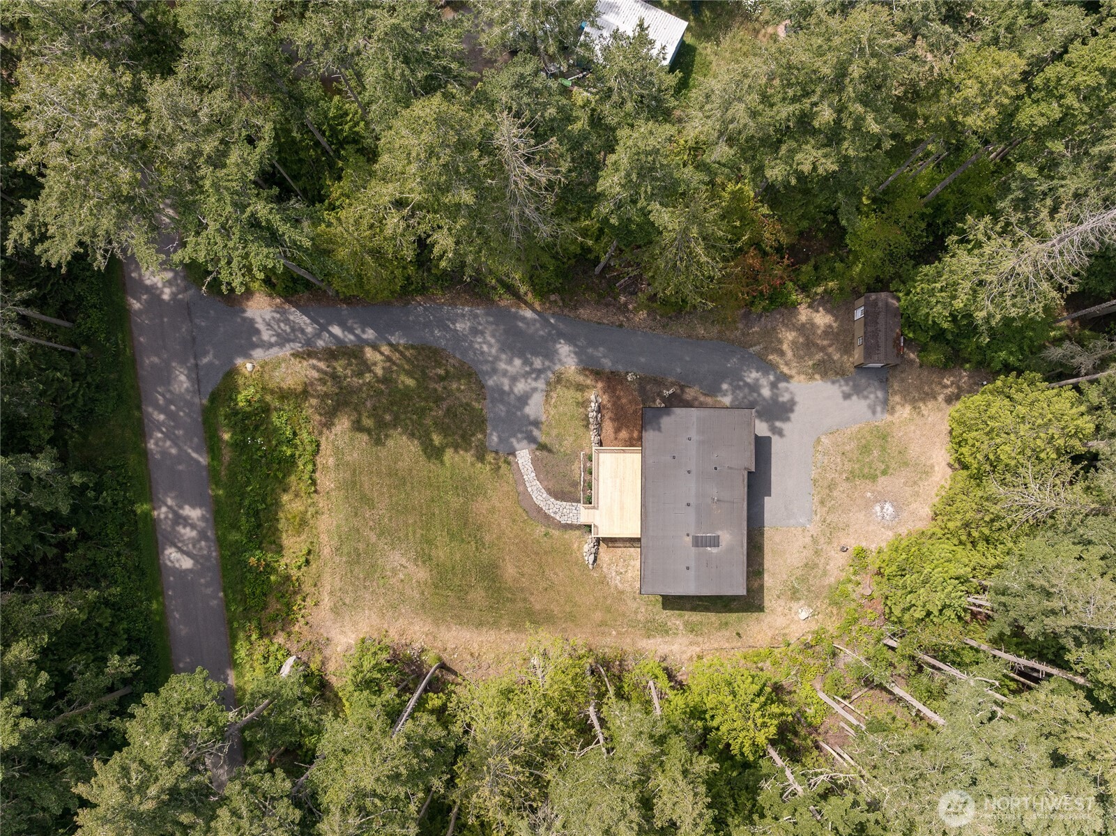 610 Pavey Boulevard Property Photo 16