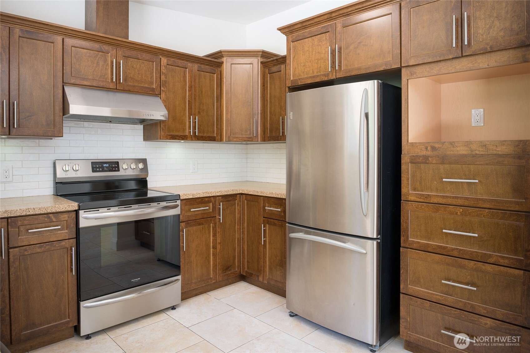 610 Pavey Boulevard Property Photo 19
