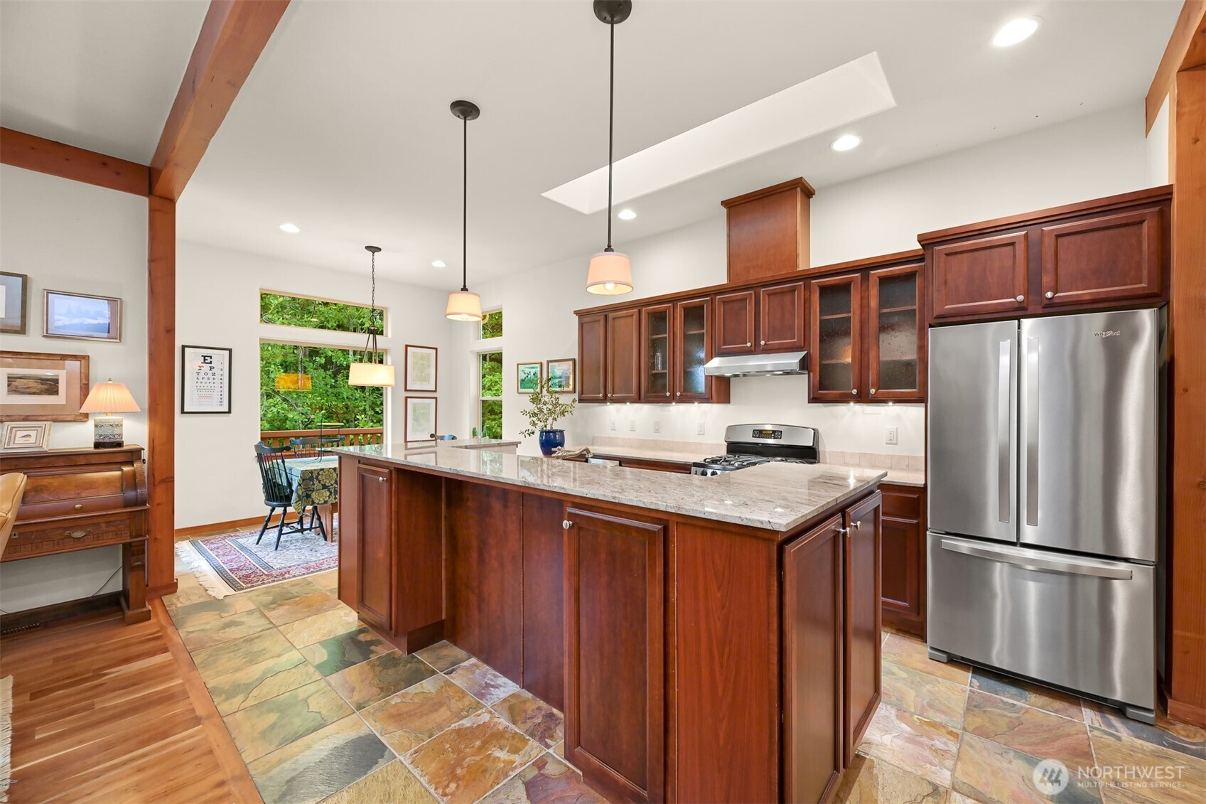 1910 40th Street Property Photo 13