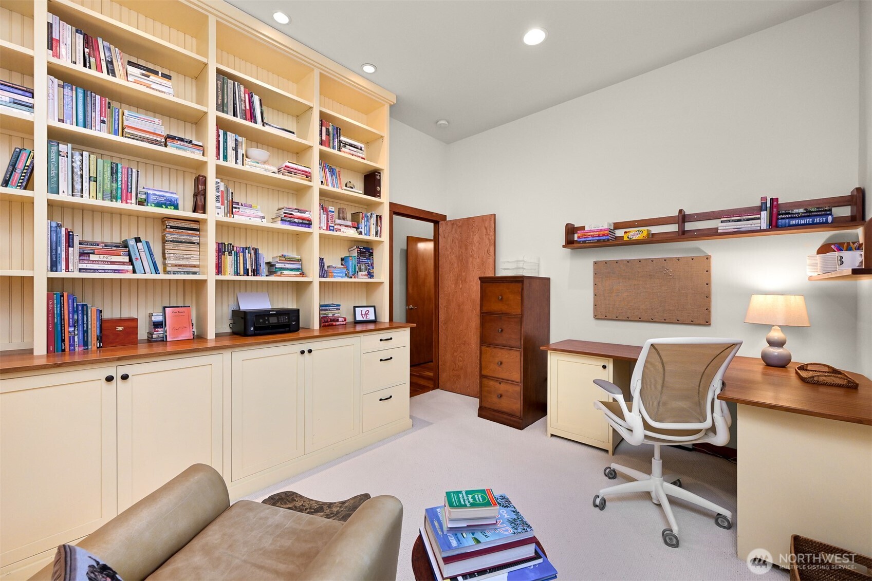 1910 40th Street Property Photo 26