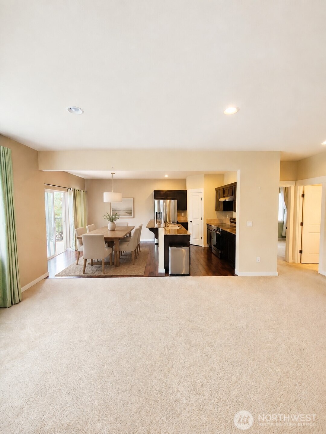 27010 223rd Lane Property Photo 5