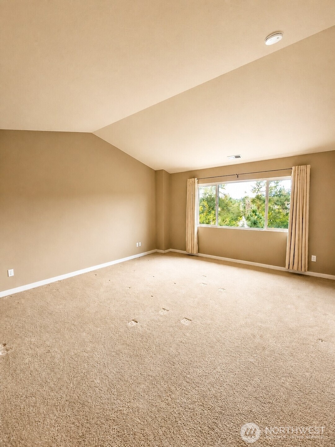 27010 223rd Lane Property Photo 9