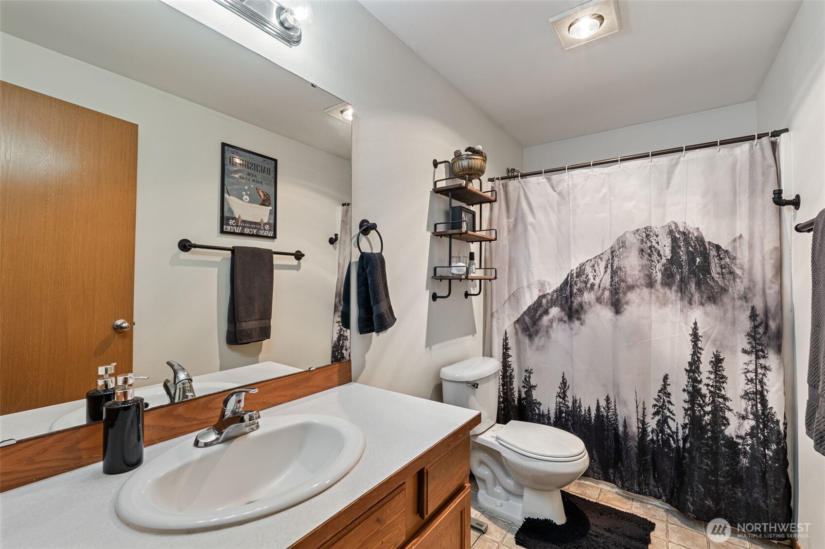 526 Haywire Road Property Photo 21