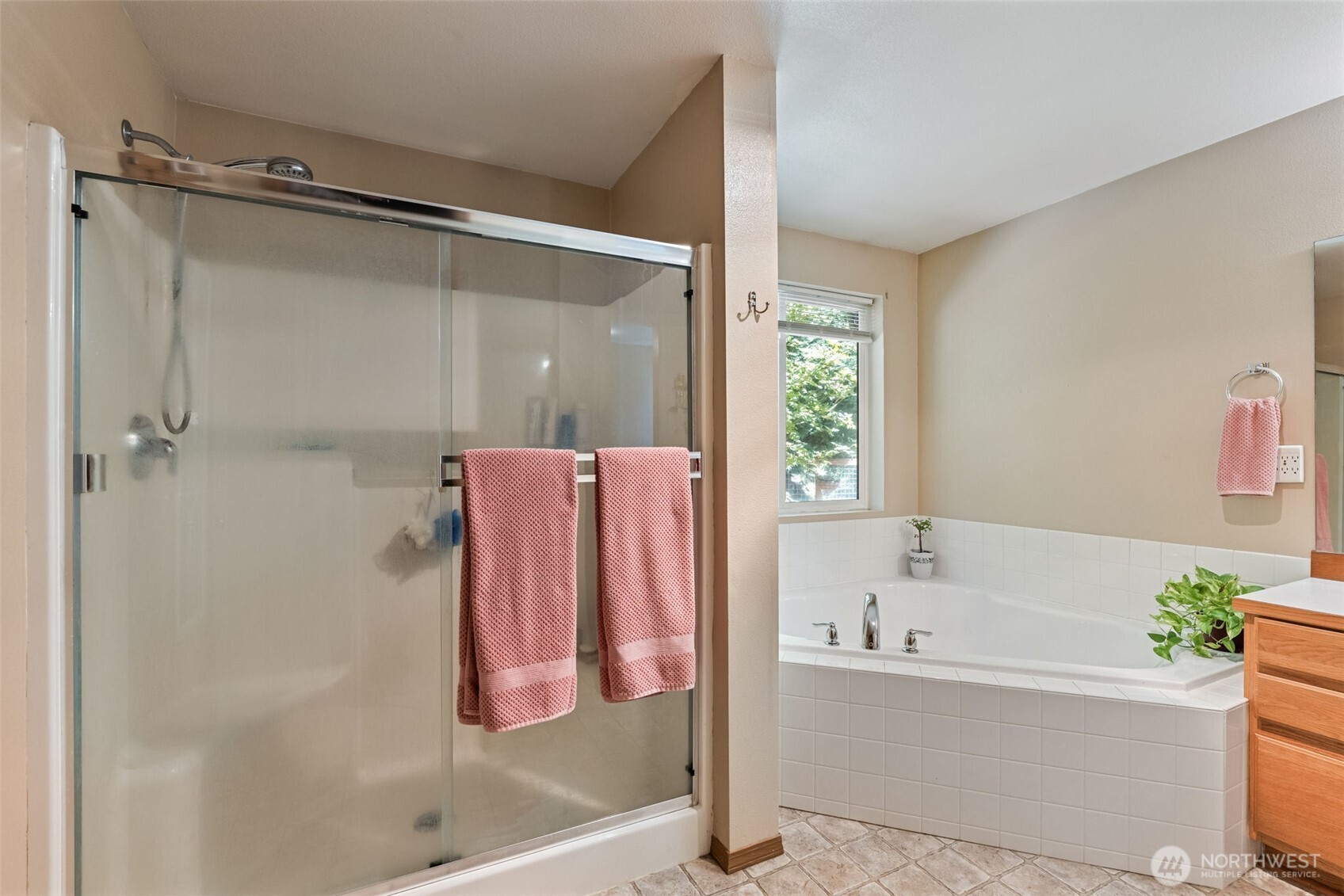 526 Haywire Road Property Photo 24