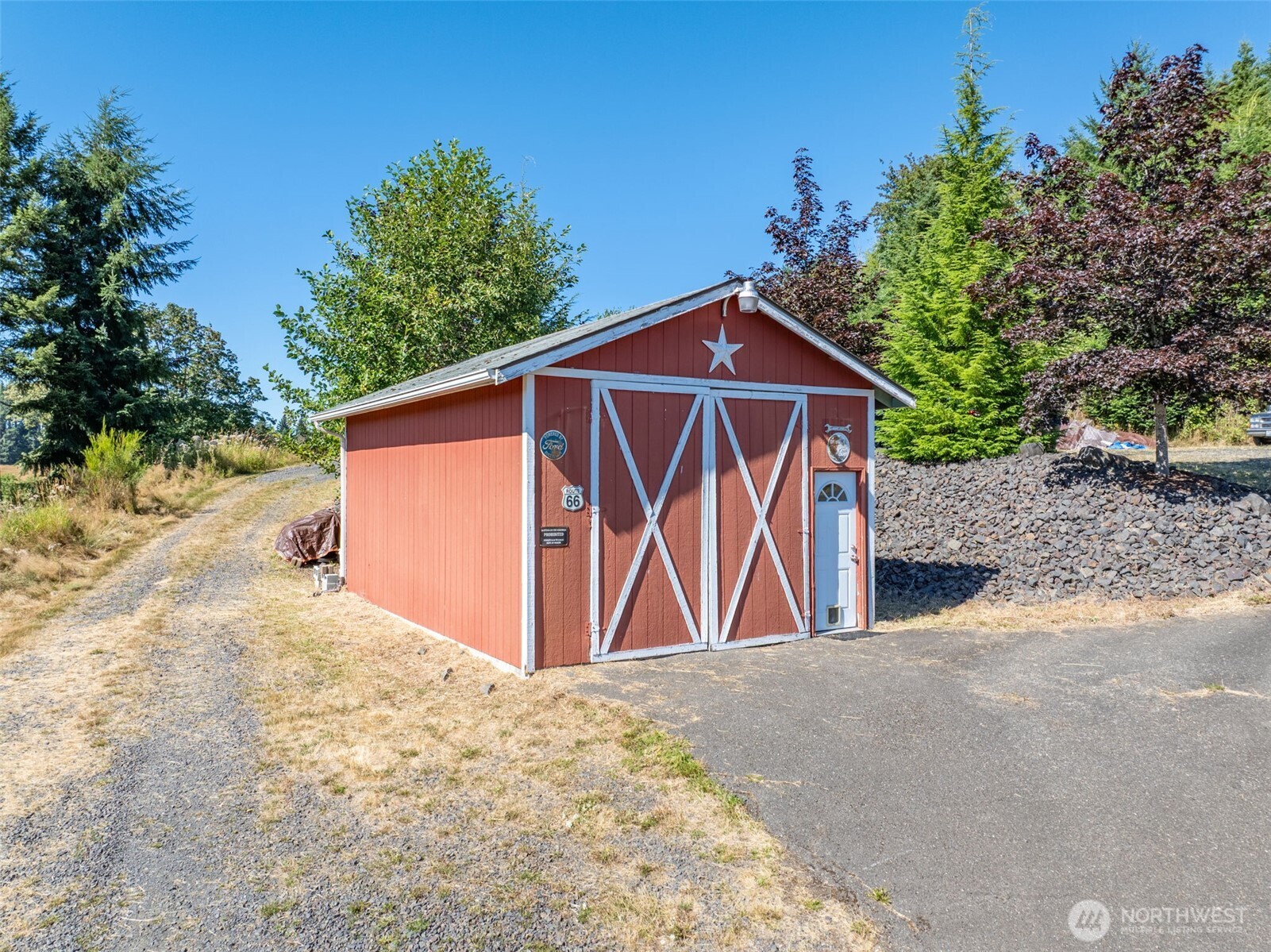 526 Haywire Road Property Photo 27