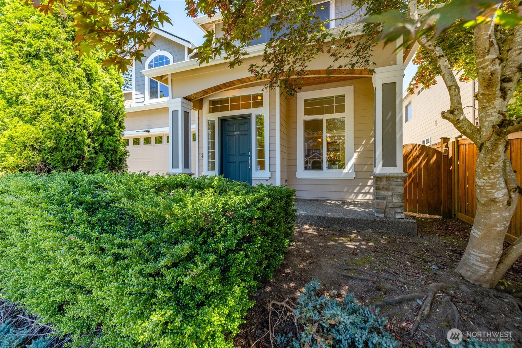 2115 143 Place Property Photo 3