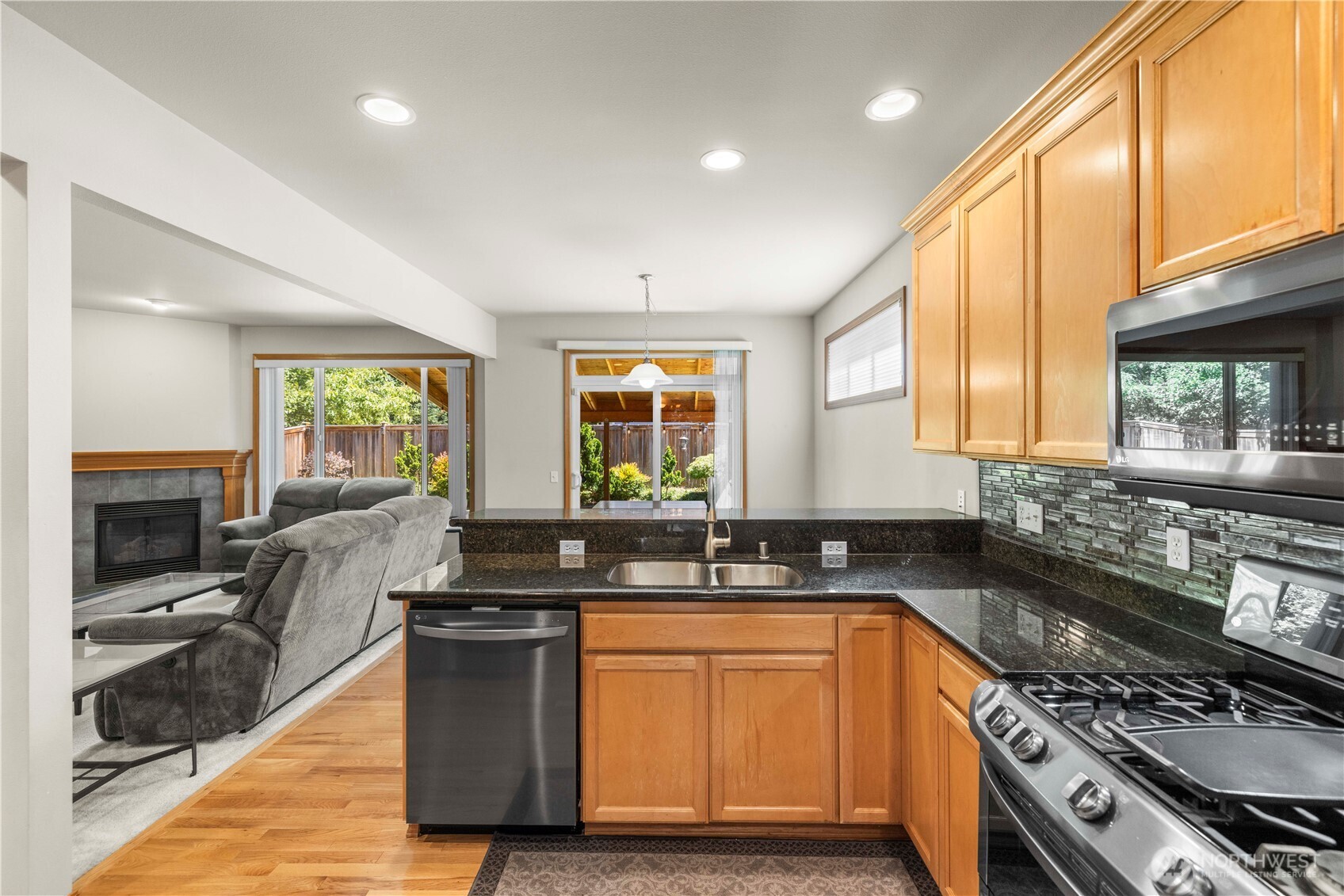 2115 143 Place Property Photo 12