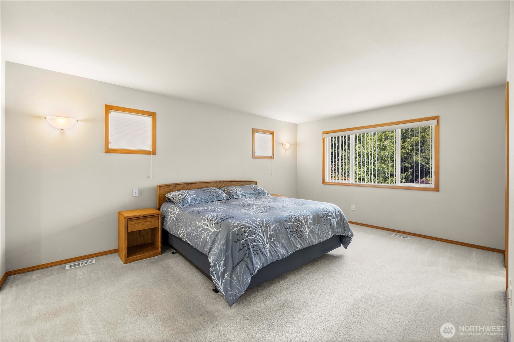 2115 143 Place Property Photo 30