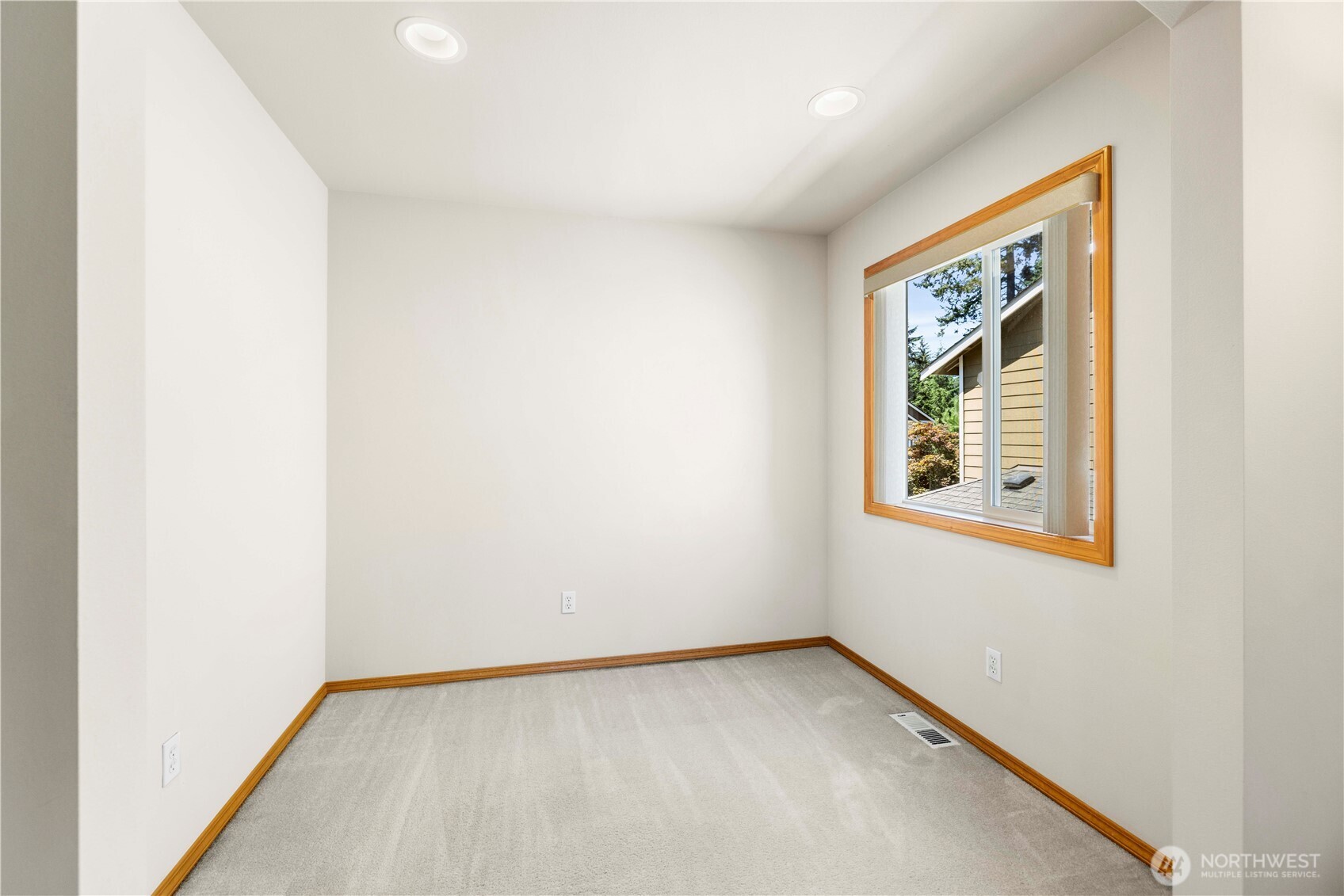 2115 143 Place Property Photo 31