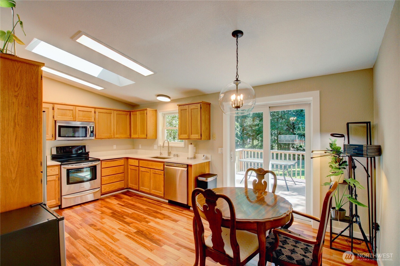 4528 N Alamo Way Property Photo 7